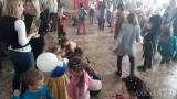 20180325222558_29495895_1843868612300576_1200992347366068174_n: Foto: Děti v Krakovanech řádily na karnevalu Červeného kříže