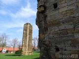 20180419073327_DSCN3698: Pilíř gotické baziliky v Klášterní Skalici je monumentální!