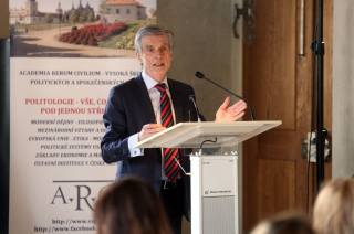 Mezinárodní konferenci v GASKu pozdravil velvyslanec Peter Weiss