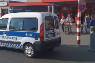 Městská policie Kolín začala značit jízdní kola a cenné kompenzační pomůcky
