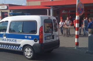 Strážníci řešili ztracené pejsky i krádež cédéček v Tescu