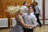 20180420225009_5G6H4206: Foto: Na hlízovské Tančírně se v pátek sešly páry z tanečních pro dospělé