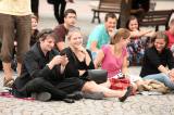 5g6h0832: Foto: Divadelní festival Kutná Hora zahájila hra Othello is Black na Palackého náměstí