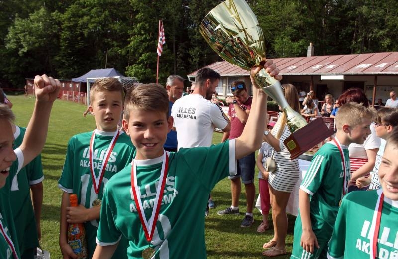 Foto: Jubilejní dvacátý ročník fotbalového turnaje kategorie U13 v Malešově ovládl tým z Maďarska!