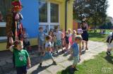 20180531211705_DSC_0553: Foto: Děti z MŠ Benešova II oslavily svůj den s Elsou, Annou a Locikou!