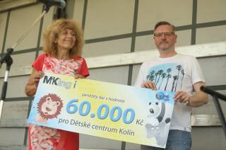 Foto: Společnost Miking s.r.o. finančně podpořila Dětské centrum Kolín 