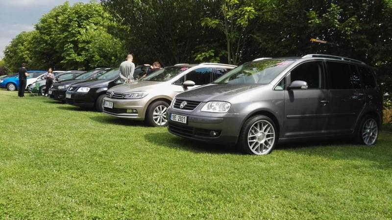 Vyznavači vozů VW Touran se sjedou o víkendu do Zbraslavic