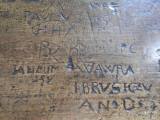 20180725074829_DSCN6895: Vandalům, kteří v kostele sv. Jakuba vyryli graffiti, patří poděkování