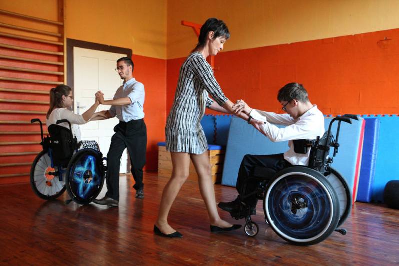 Foto: Jedinečné taneční pro tanečníky s handicapem jsou v Mozaice v plném proudu