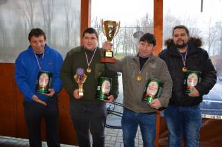 Foto: Domácí šipkaři z týmu Norci Úmonín vybojovali titul v prvním ročníku „Norci Cup“
