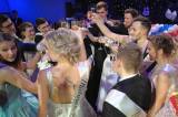 20190112093455_DSC_7579_00001_00030: Foto: Maturitním plesem vykročili vstříc zkoušce dospělosti studenti kolínského gymnázia