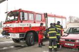20190124123219_x-5660: Foto: Kolínští hasiči trénovali záchranu z probořeného ledu