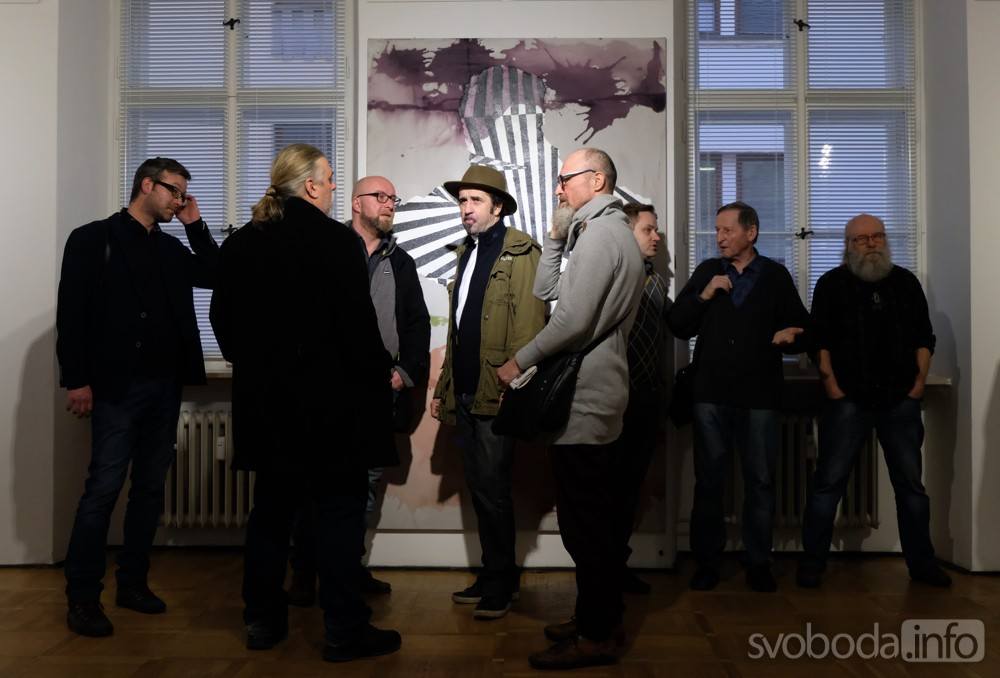 Výstavu „BLACK MILK“ můžete navštívit v Galerii Felixe Jeneweina v Sankturinovském domě