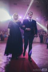 20190224134608_BaixingDesingPhoto00006: Foto: Svůj ples si v MSD užili maturanti kolínských Spojů