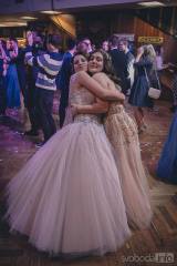 20190224134614_BaixingDesingPhoto00023: Foto: Svůj ples si v MSD užili maturanti kolínských Spojů