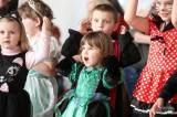 20190224161753_5G6H8432: Foto: Děti skotačily na karnevale v Křeseticích, soutěžily a tančily