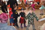 20190226232933_DSC_0077: Foto: Děti na tupadelském karnevale pobavil čaroděj Emča!