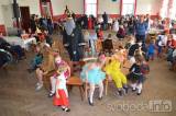 20190226232940_DSC_0212: Foto: Děti na tupadelském karnevale pobavil čaroděj Emča!