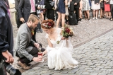 x-0648: Foto: Gratulujeme! Jeden ze zakladatelů kolínské Otevřené ulice se oženil