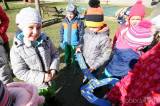 20190321134451_5G6H9333: Foto: Zima je definitivně pryč, děti z MŠ Benešova II vynesly Moranu a odemkly jaro!