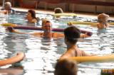 20190327113151_5G6H2641: Foto: O pravidelné zdravotní cvičení v kutnohorském bazénu je zájem