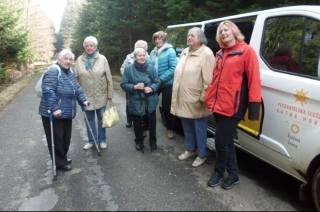 Členové Klub důchodců Kutná Hora vyrazili na výlet „pokochat se bledulemi“