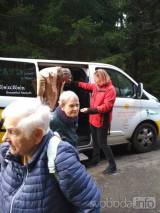 20190330001306_KDU17: Členové Klub důchodců Kutná Hora vyrazili na výlet „pokochat se bledulemi“