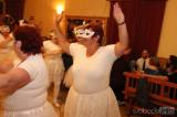 20190421011214_5G6H3937: Foto: Fialkový ples pozdravily žlebské ženy klasickým baletem „Labutí jezero“