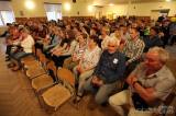 20190426230713_5G6H7054: Foto: Paběničtí ochotníci vzali publikum na „Ostrov milování“