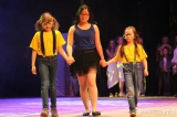 img_54832: Foto: Žáci devátých tříd ZŠ Žižkov se rozloučili při školní akademii v kutnohorském Tylově divadle