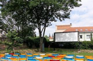 Letní kino v Kolíně zahajuje sezónu, vstupné na projekci je zdarma!