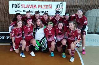 Dorostenky FBC Kutná Hora odehrály své první zápasy v první lize!