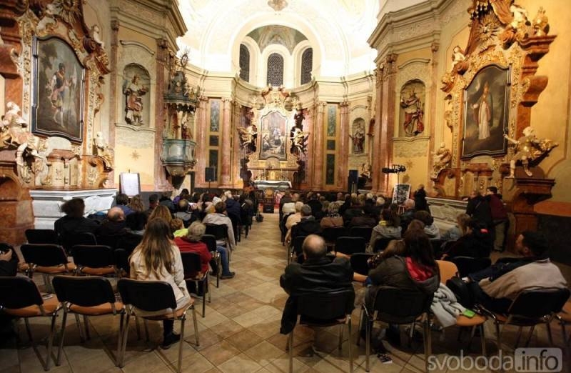 Žáci ZUŠ Kutná Hora připravili v kostele sv. Jana Nepomuckého dva „Vánoční koncerty“