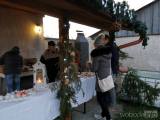 20191201222104_zehuby174: Foto: Vánoční strom v Zehubech rozsvítil anděl za vydatné pomoci dětí
