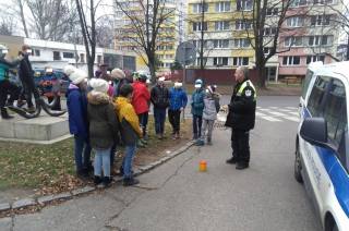 Děti nalezly na ulici Bezručova "u kotvy“ injekční stříkačku, vše ohlásily Městské policii v Kolíně