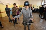 20200213143654_5G6H2054: Foto: Studenti čáslavské průmyslovky si doslova osahali možnosti virtuální reality