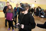20200213143655_5G6H2075: Foto: Studenti čáslavské průmyslovky si doslova osahali možnosti virtuální reality