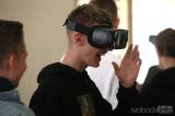 20200213143657_5G6H2135: Foto: Studenti čáslavské průmyslovky si doslova osahali možnosti virtuální reality