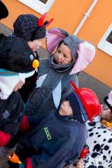 20200213214507_IMG_1818: Foto: Děti z Mateřské školy Žleby připravily na čtvrtek masopustní průvod obcí