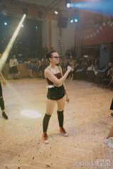 20200301181100_Baix_IMG_01073: Foto: V Lorci v sobotu tančili hlavně maturanti z třídy C4A Gymnázia Jiřího Ortena