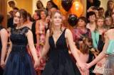 20200306235955_5G6H2029: Foto: Budoucí učitelky v pátek zakončily sezonu maturitních plesů 2020
