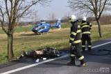 20200328231952_nymburk04: Při střetu dvou motocyklů u Poděbrad zemřeli oba řidiči