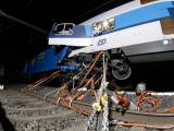 20200715102231_10: Foto, video: U Českého Brodu se srazily vlaky, nehoda si vyžádala zranění