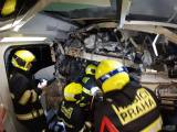 20200715102231_13: Foto, video: U Českého Brodu se srazily vlaky, nehoda si vyžádala zranění