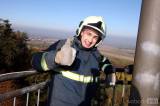 5G6H1127: Foto: Na rozhlednu Vysoká se vypravil rekordní počet dobrovolných hasičů!