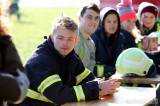 5G6H1266: Foto: Na rozhlednu Vysoká se vypravil rekordní počet dobrovolných hasičů!