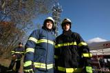 5G6H1315: Foto: Na rozhlednu Vysoká se vypravil rekordní počet dobrovolných hasičů!