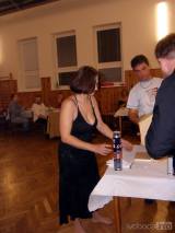 PB010114: Foto: Sportovci odložili dresy i tepláky a užili si ples v Močovicích