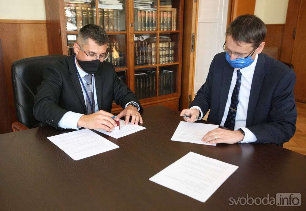 Kutnohorská průmyslovka podepsala „memorandum o spolupráci s ČVUT“!