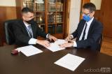 20200921223049_5G6H0011: Kutnohorská průmyslovka podepsala „memorandum o spolupráci s ČVUT“!